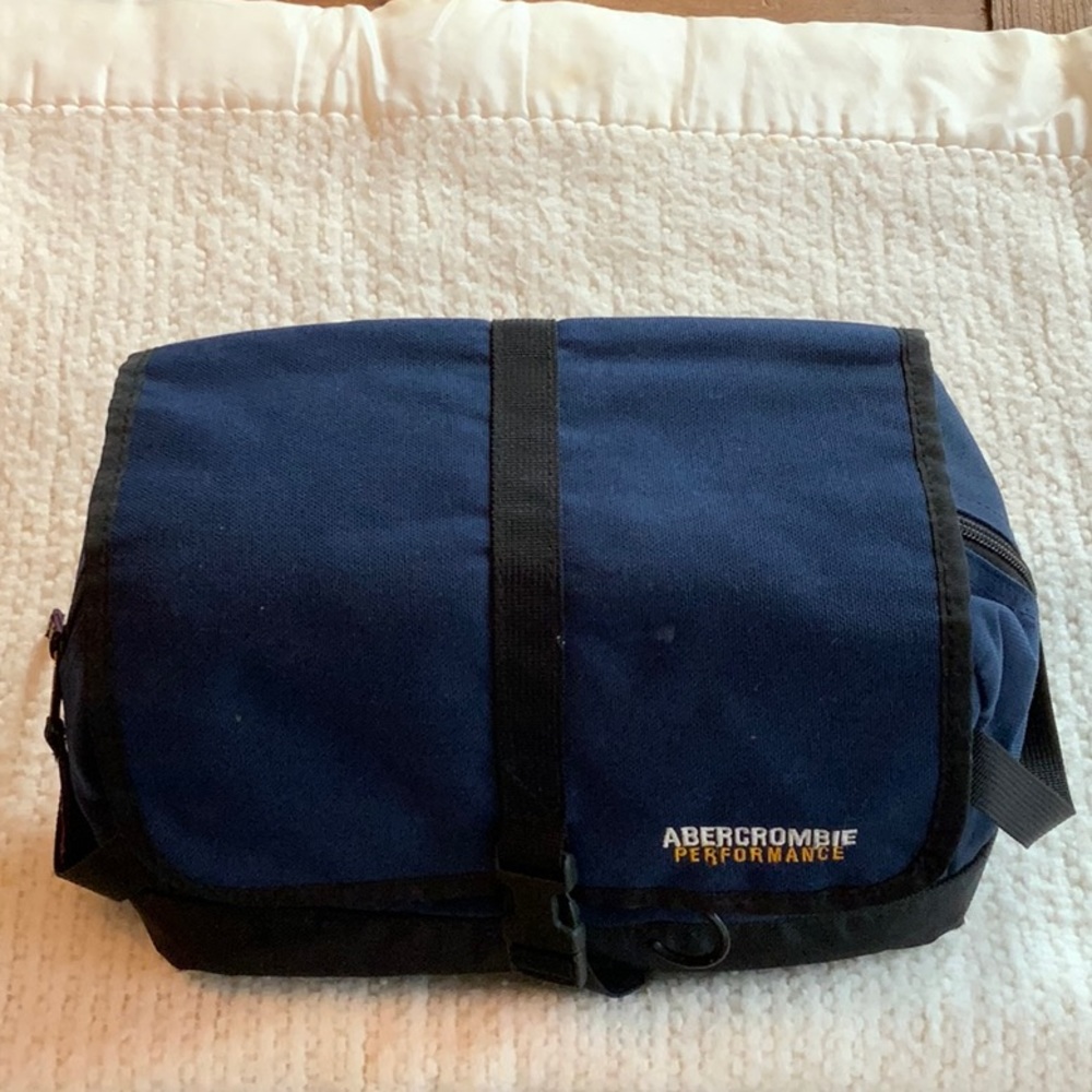 Vintage Abercrombie & Fitch Large Dopp Bag circa 1997